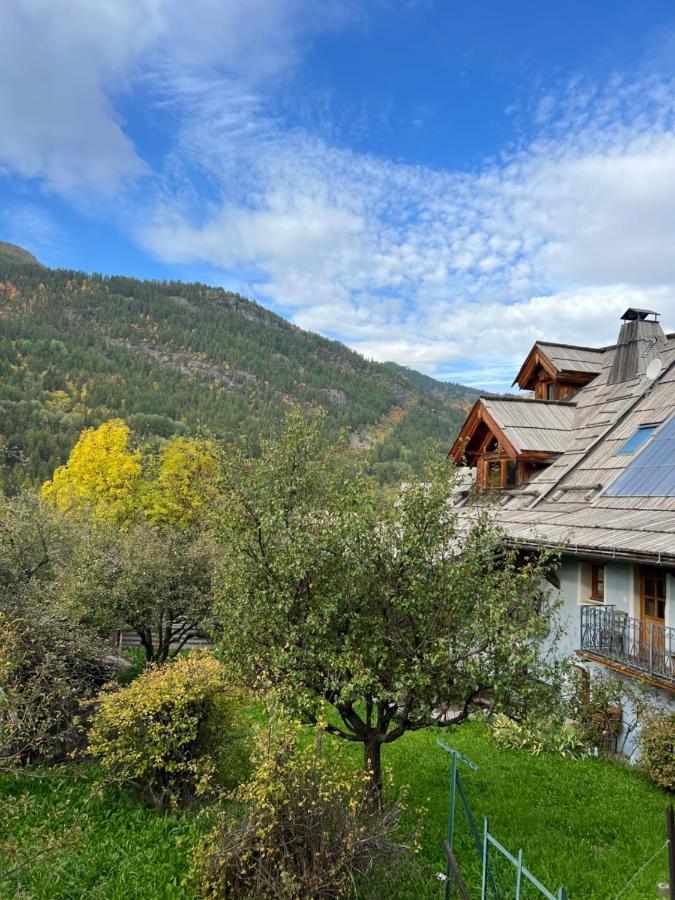 Bel Appartement 8 Personnes A Saint Chaffrey エクステリア 写真